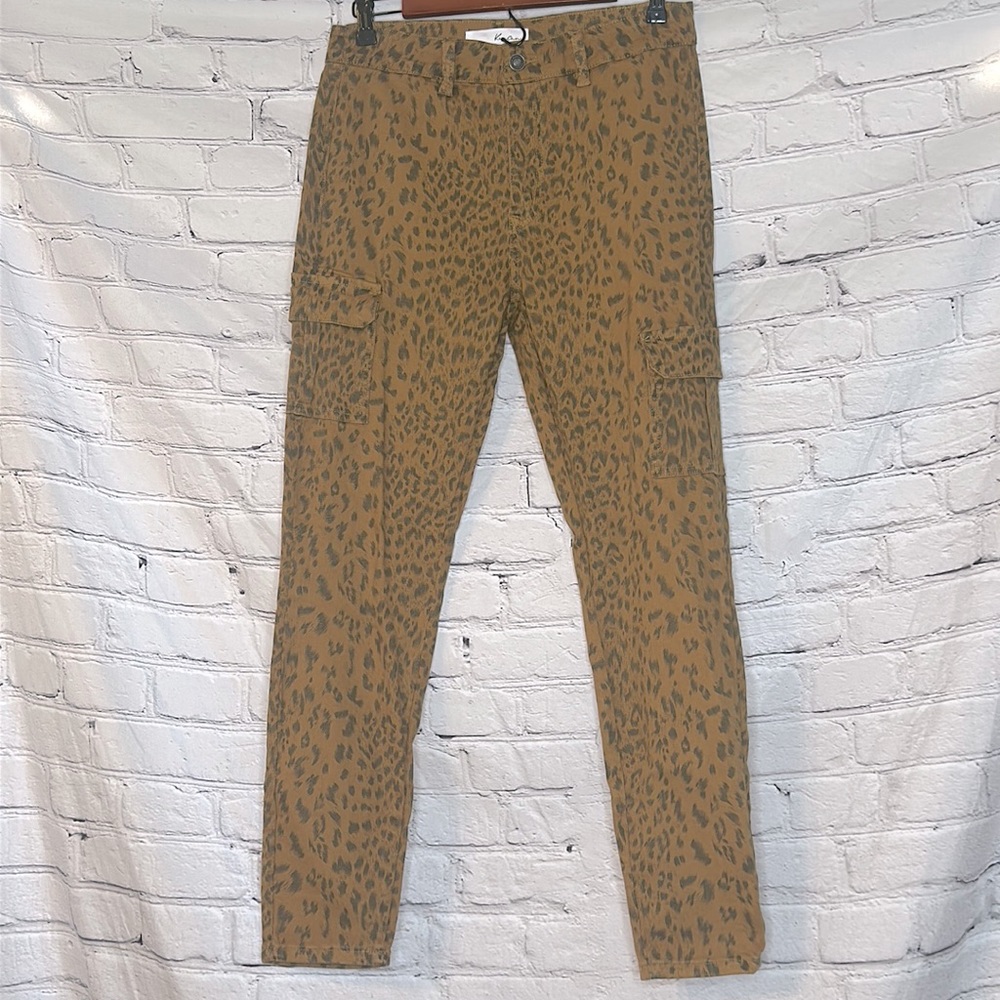 KanCan Leopard Print Jeans Size 9/28 Excellent Condition